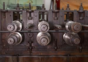 本厚木でアイフォン修理を行える